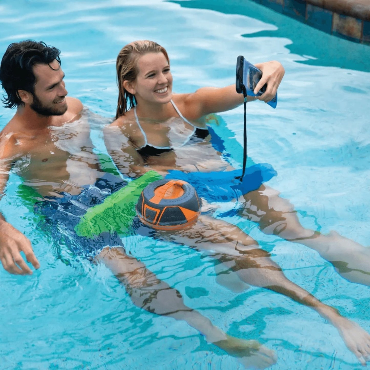 Stay Connected Anywhere with the WOW H2O-Proof Waterproof Phone Holder! 📱💦 Perfect for your adventures!